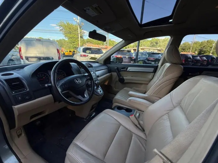 2010 Honda CR-V EX-L Sport Utility 4D for sale in Stoughton - Cars in Stoughton - Image 7 of 9