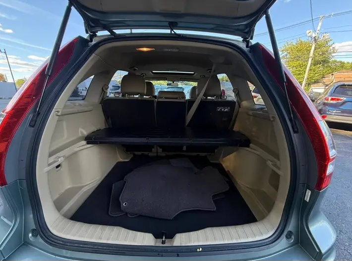 2010 Honda CR-V EX-L Sport Utility 4D for sale in Stoughton - Cars in Stoughton - Image 9 of 9