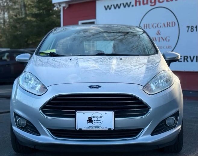 🚙 2014 Ford Fiesta Titanium Hatchback 4D in Stoughton — Cars