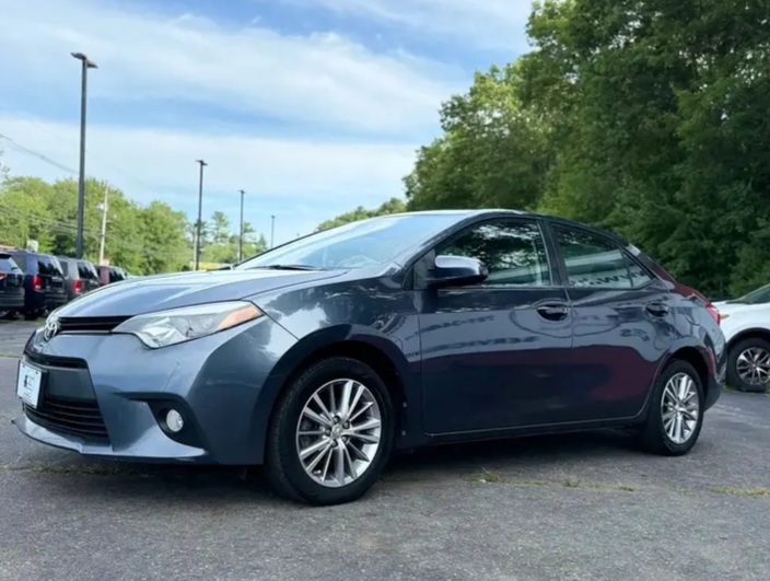 2014 Toyota Corolla LE Plus Sedan 4D - Cars in Stoughton - รูปภาพ 2 of 10