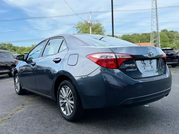 2014 Toyota Corolla LE Plus Sedan 4D - Cars in Stoughton - รูปภาพ 5 of 10
