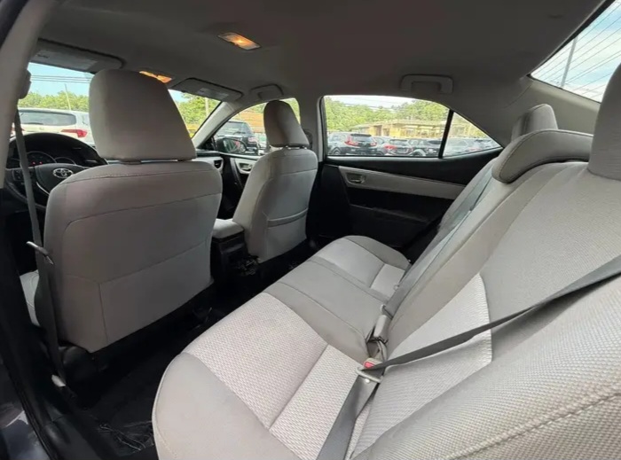 2014 Toyota Corolla LE Plus Sedan 4D - Cars in Stoughton - รูปภาพ 7 of 10