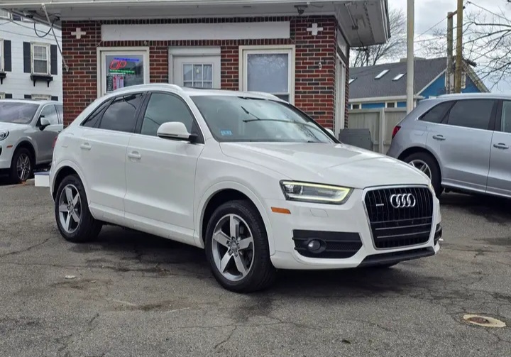2015 Audi Q3 2.0T QUATTRO car For Sale in Boston