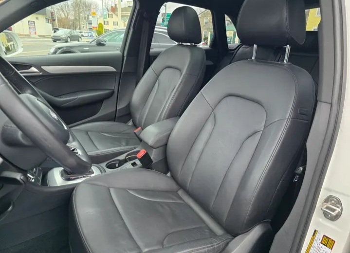 2015 Audi Q3 2.0T QUATTRO car For Sale in Boston - Cars in Boston - Image 7 of 8