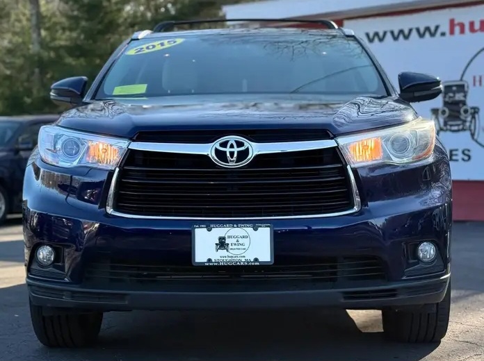 2015 Toyota Highlander XLE Sport Utility 4 - Cars in Stoughton - 图像 2 of 10