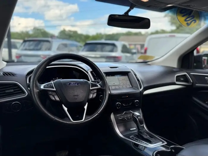 2016 Ford Edge SEL Sport Utility 4D for sale in stoughton - Cars in Stoughton - Image 4 of 9