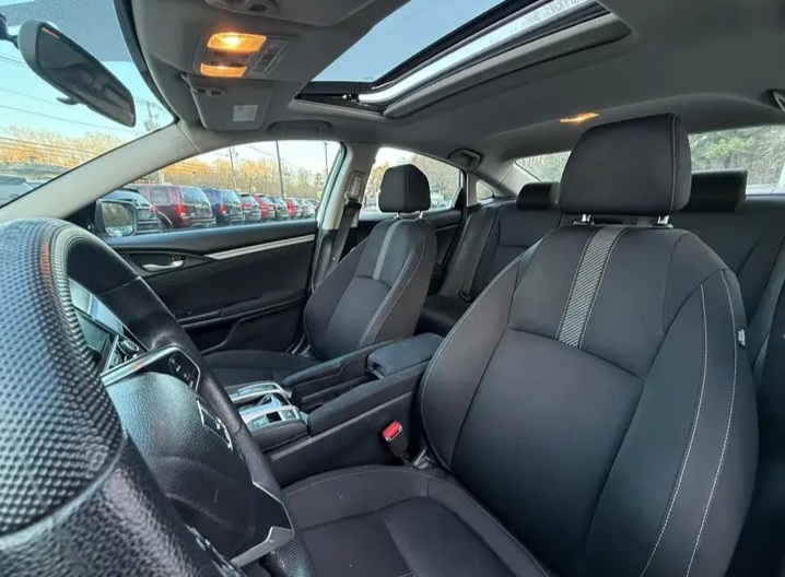2017 Honda Civic EX-T Sedan 4D - Cars in Stoughton - Image 6 of 9