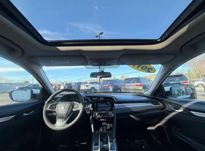 2017 Honda Civic EX-T Sedan 4D - Cars in Stoughton - 이미지 7 of 8