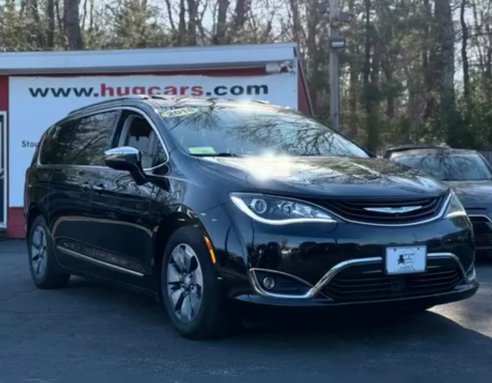 2018 Chrysler Pacifica Hybrid Limited Minivan 4D - Cars in Stoughton - 画像 6 of 8