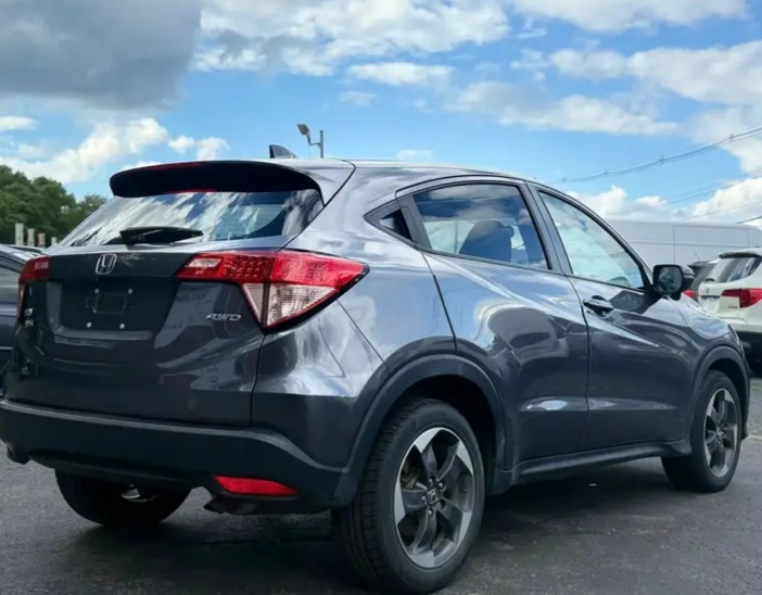 2018 Honda HR-V EX Sport Utility 4D - Cars in Stoughton - Image 3 of 8