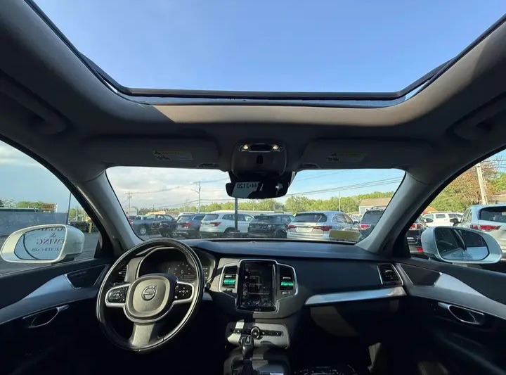 2018 Volvo XC90 T5 Momentum Sport Utility 4D - Cars in Stoughton - Image 6 of 10