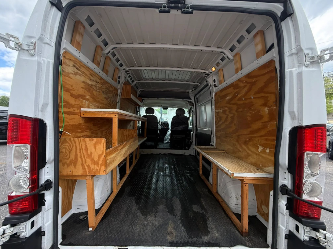 2019 Ram ProMaster Cargo Van 1500 High Roof Van 3D - Cars in Stoughton - Imagen 4 of 5