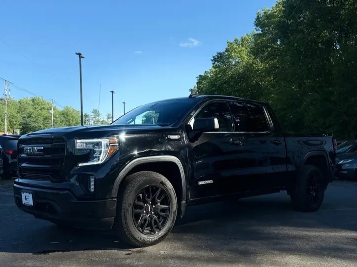2021 GMC Sierra 1500 Crew Cab Elevation Pickup 4D 5 3/4 ft - Cars in Stoughton - Image 2 of 8