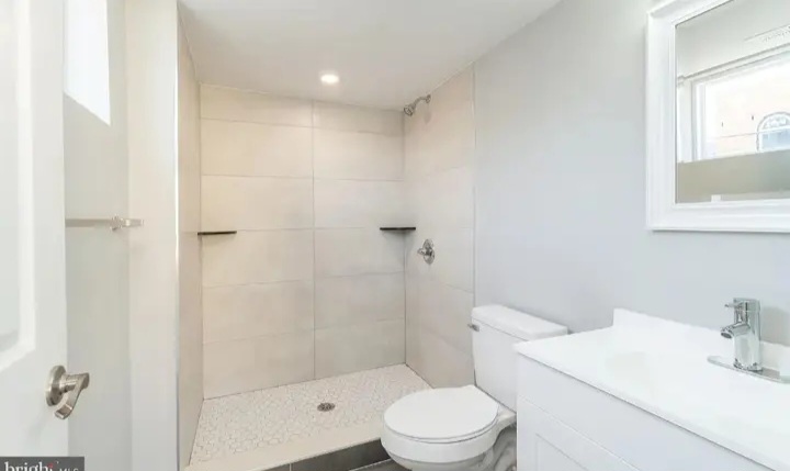 Apartment for sale at **2500 North Mascher Street – Unit 6** - Apartments in Philadelphia - Bild 2 of 5