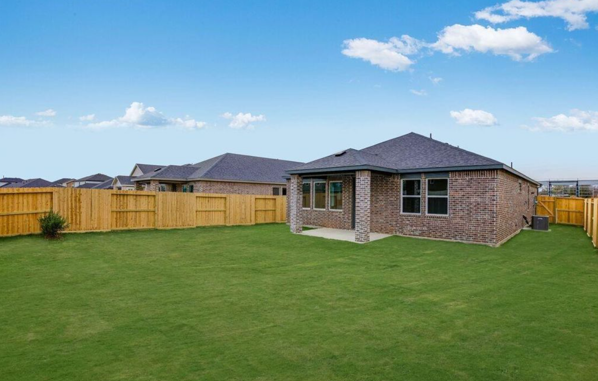 JUST REDUCED – Move-In Ready! 🏡✨ Taylor Morrison home in Tomball, Texas - Houses in Tomball - Bild 5 of 5