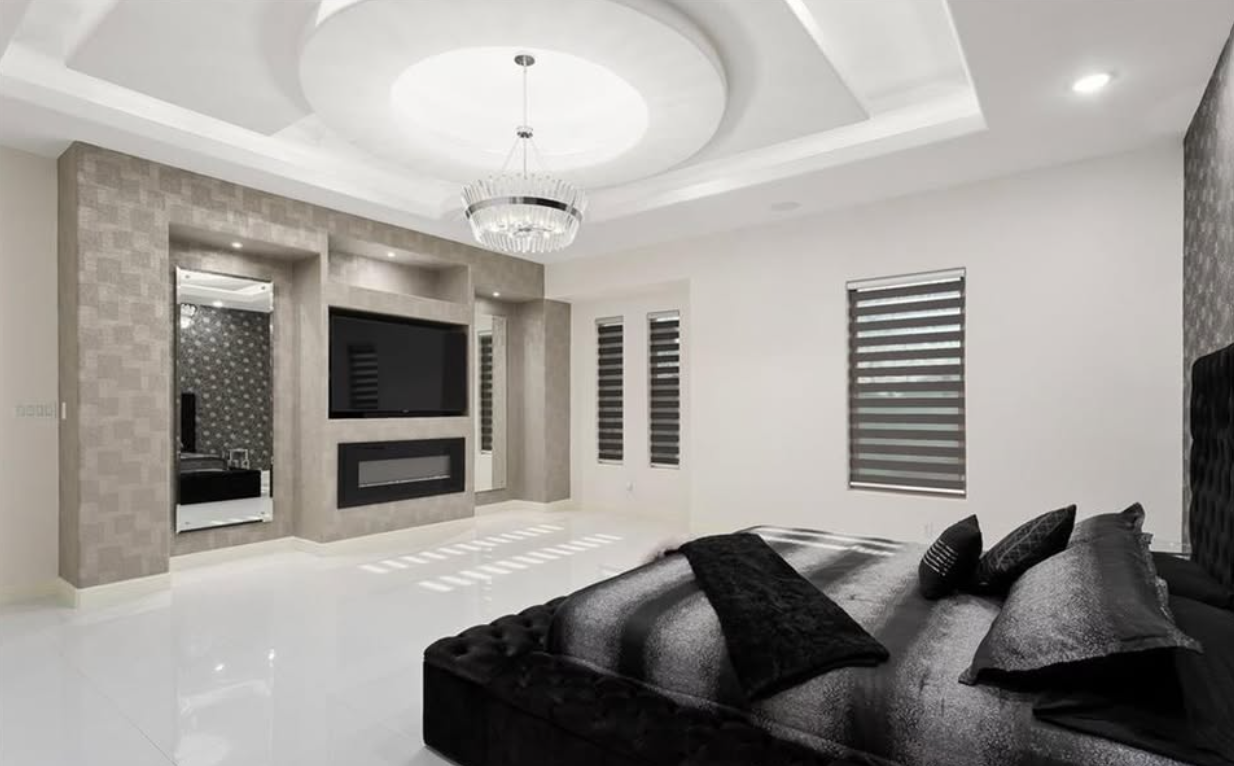 Exceptional custom-built smart home blends luxury for sale - Houses in Edinburg - Bild 5 of 5