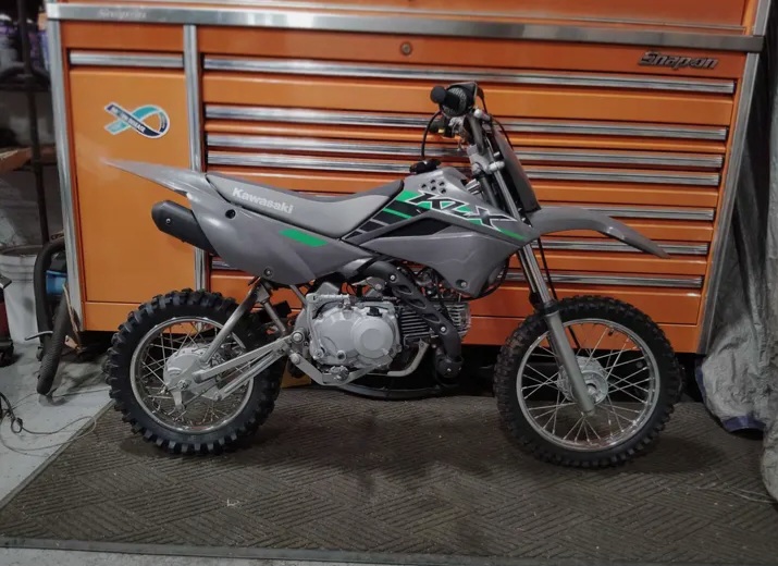 2025 klx110 rl electric start with clutch  4 speed in Fall River — Motorcycles
