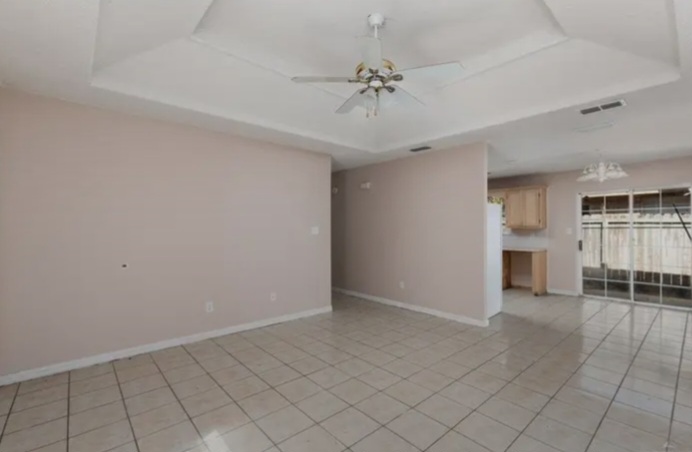 🏢 Income-Producing 4-Plex in Prime McAllen Location - Houses in Houston - Image 2 of 5