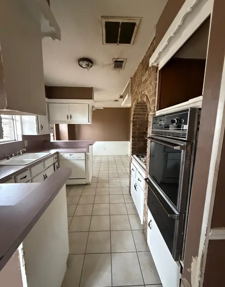 Vacant on lockbox for sale in Houston - Houses in Houston - 图像 2 of 4