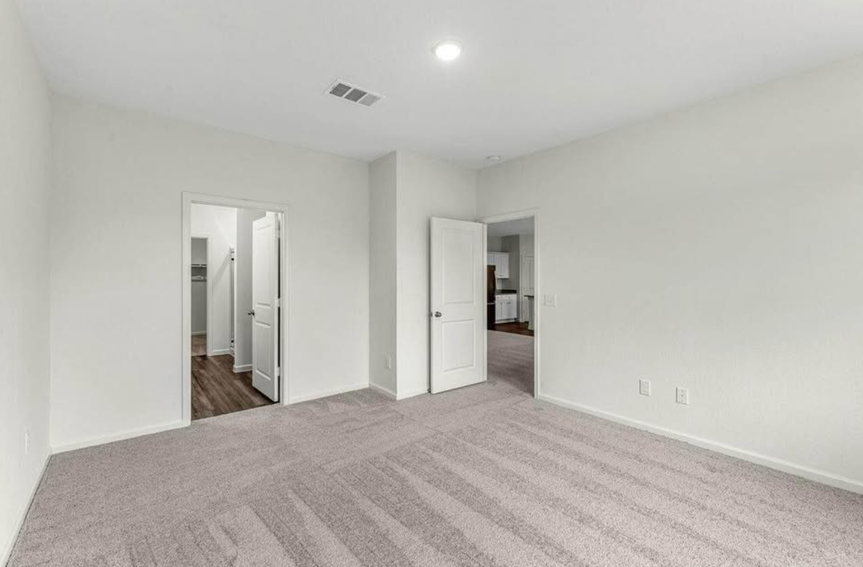 🎊PRICE DROP!!!🎊New construction home in Brookshire near KATY! - Houses in Houston - Image 4 of 5