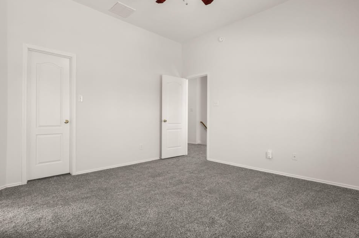 Sweet home for sale in a quiet street, Houston - Houses in Houston - Image 5 of 5