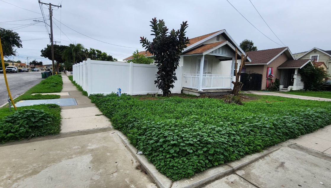 Remodeled House in BELL for Lease  2 Beds, 2 baths, backyard in Los Angeles — Houses