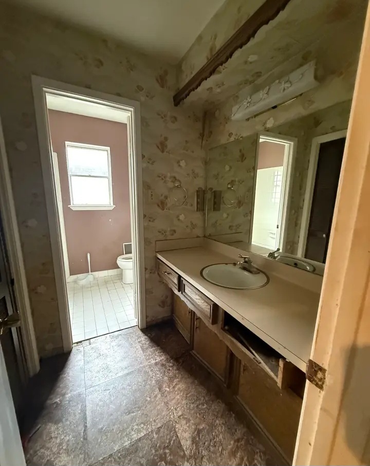 Vacant on lockbox for sale in Houston - Houses in Houston - 图像 3 of 4