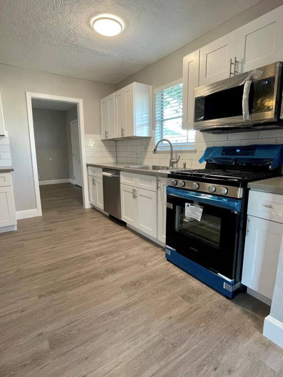 Well Kept Home With A Bright, Open Layout In A Convenient La Porte Location - Houses in La Porte - Image 3 of 5
