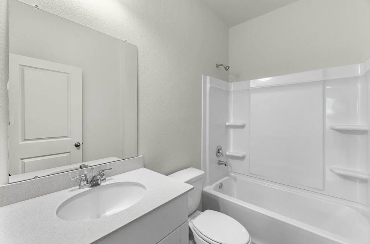 🎊PRICE DROP!!!🎊New construction home in Brookshire near KATY! - Houses in Houston - Image 5 of 5