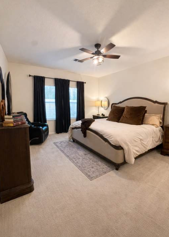 Sstunning 2,573-square-foot residence for sale in Conroe - Houses in Conroe - Image 4 of 5