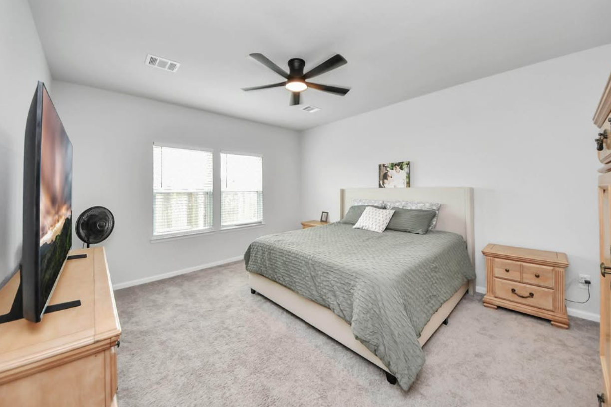 Beautiful two-story home for sale in Dayton - Houses in Dayton - Image 4 of 5