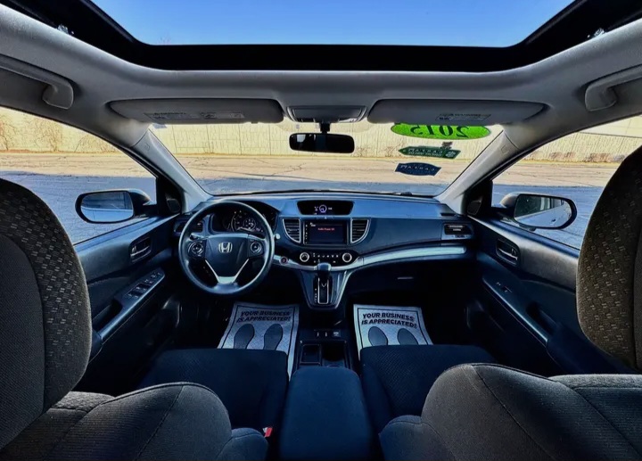 Honda CR-V 2015 for sale in Lawrence - Cars in Lawrence - Image 5 of 5