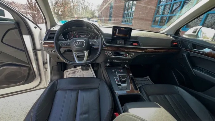 Audi Q5 2018 for sale in Lawrence - Cars in Lawrence - Image 5 of 5