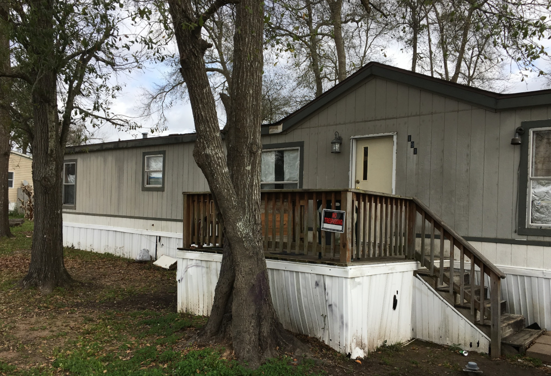 cash buyers for mobile homes - Houses in Houston - Image 4 of 5