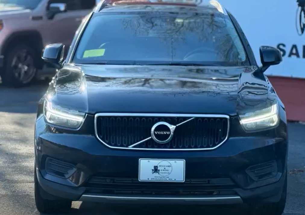 🚗 2020 Volvo XC40 T5 Momentum Sport Utility 4D - Cars in Boston - 画像 2 of 5