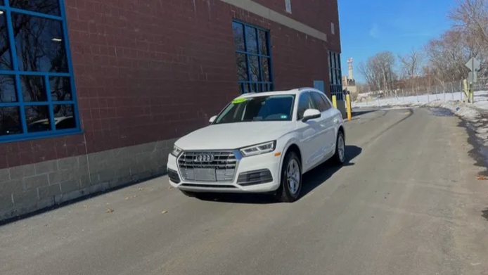 Audi Q5 2018 for sale in Lawrence in Lawrence — Cars