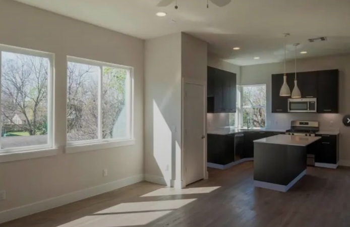 🔥 Beautiful home ready for move-in in houston - Houses in Houston - 图像 3 of 3