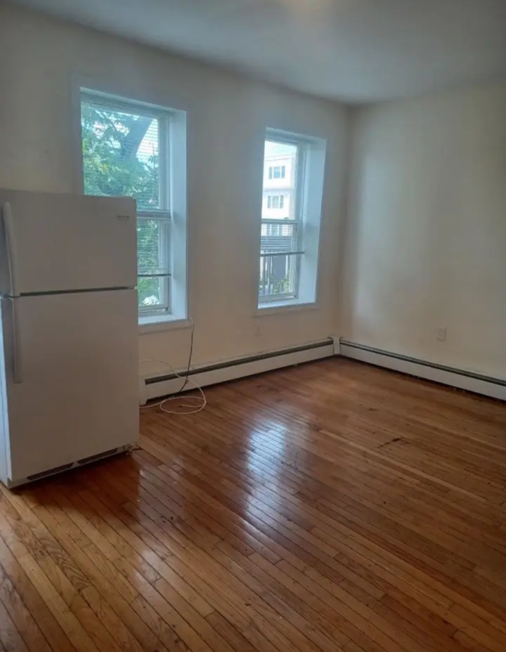 apartment in second floor east boston for rent - Apartments in Boston - Image 2 of 4