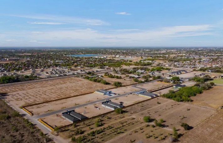Discover affordable, move-in ready condos in Mission, Texas - Houses in Mission - Image 2 of 4