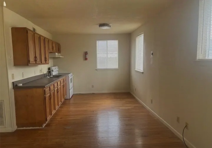FOR RENT in 1201 Gillette St Houston - Apartments in Houston - Image 4 of 6
