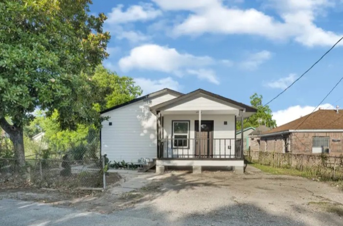 Fully remodeled Fifth Ward home 3B2B for sale in houston - Houses in Houston - 画像 2 of 10