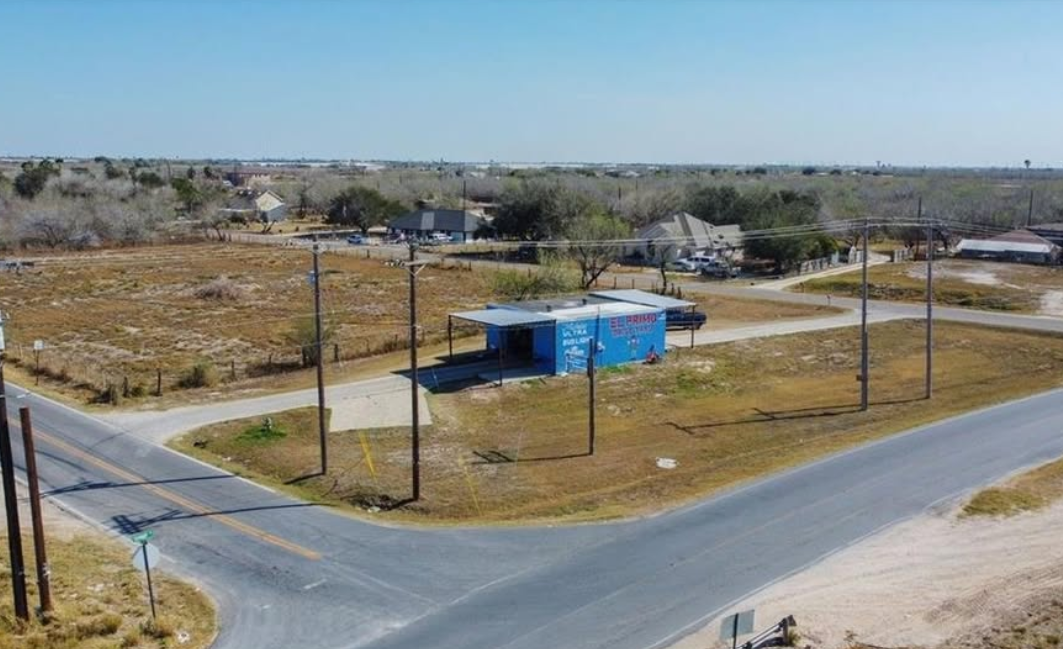 🏢 2+ Acres Commercial with Drive-Thru | North Edinburg - Commercial in Edinburg - Imagem 2 of 5