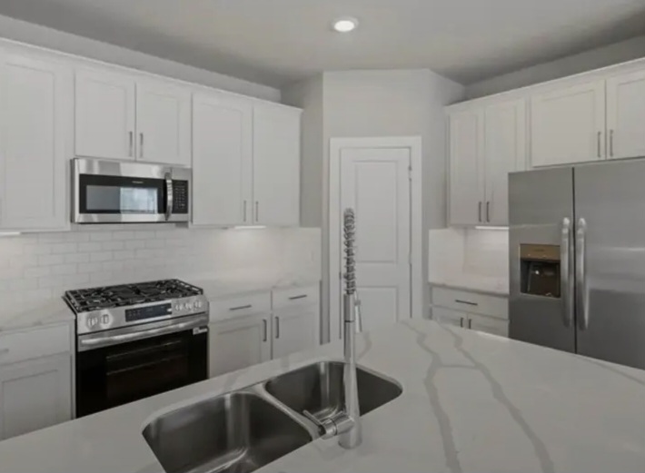 Home for sale ✨ Located in Marvida Cypress Texas - Houses in Cypress - Image 3 of 10