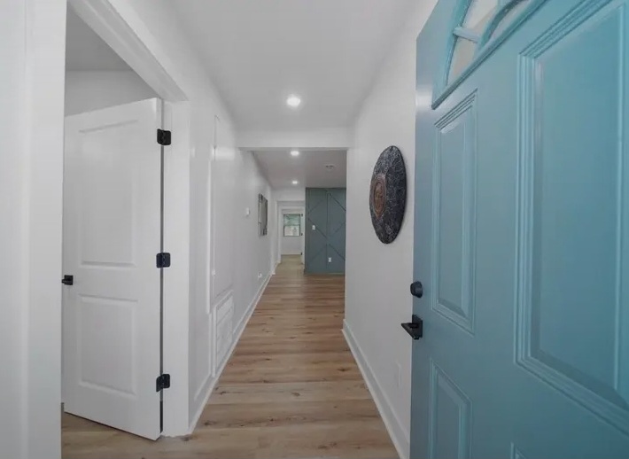 House for sale in Brookmeade Dr, Houston, TX - Houses in Houston - Image 3 of 5
