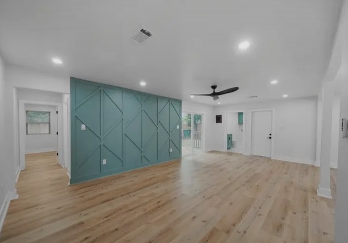 House for sale in Brookmeade Dr, Houston, TX - Houses in Houston - Image 4 of 5