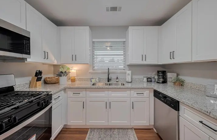 House for sale in HOUSTON, TX - Houses in Houston - Image 5 of 10