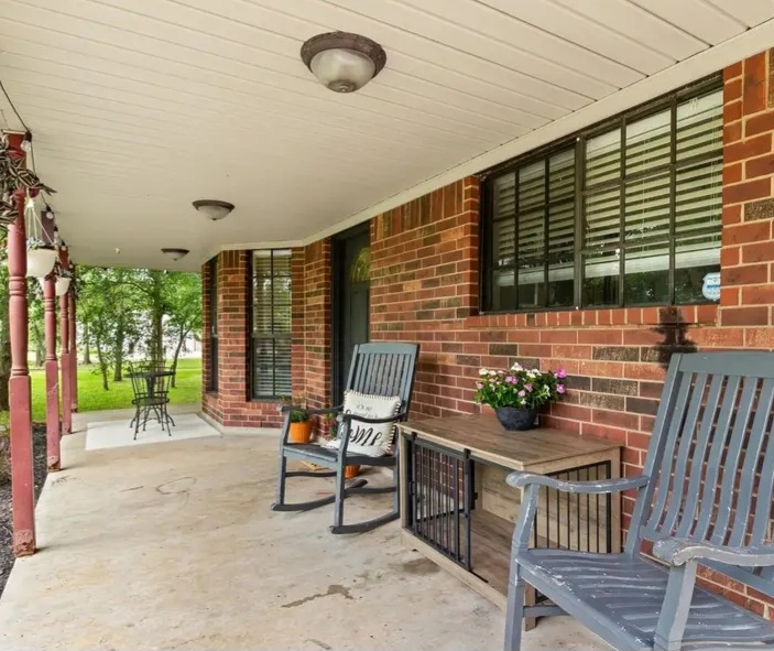 House for sale in Sweeny, TX - Houses in Sweeny - Image 9 of 10