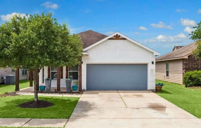 House for sale in Tomball, TX in Tomball — Houses