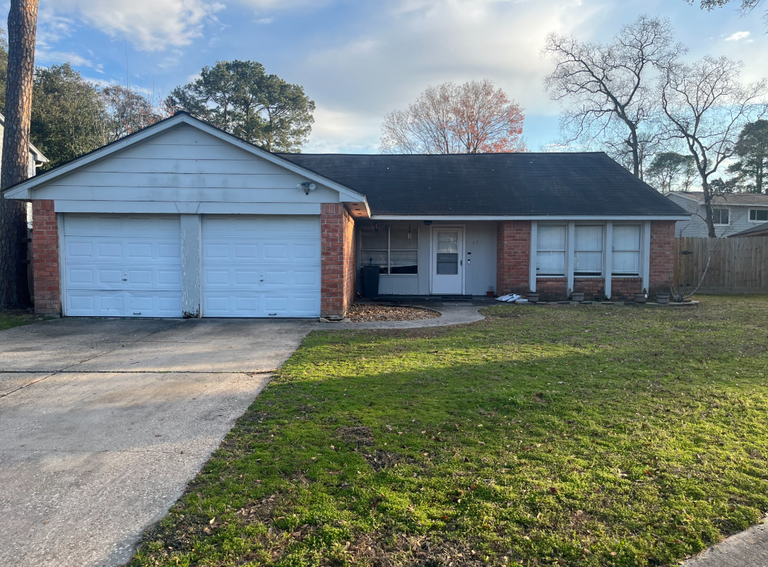 Strong flip opportunity in a solid area - Houses in Houston - รูปภาพ 3 of 4