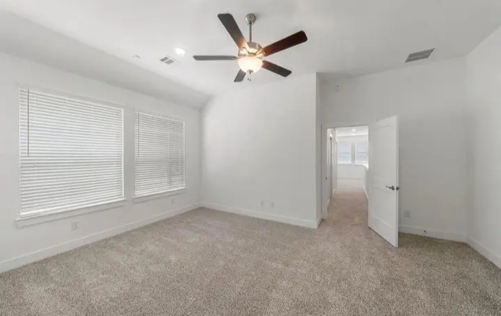 leasing my brand-new home in Bridgeland - Houses in Cypress - Image 9 of 10